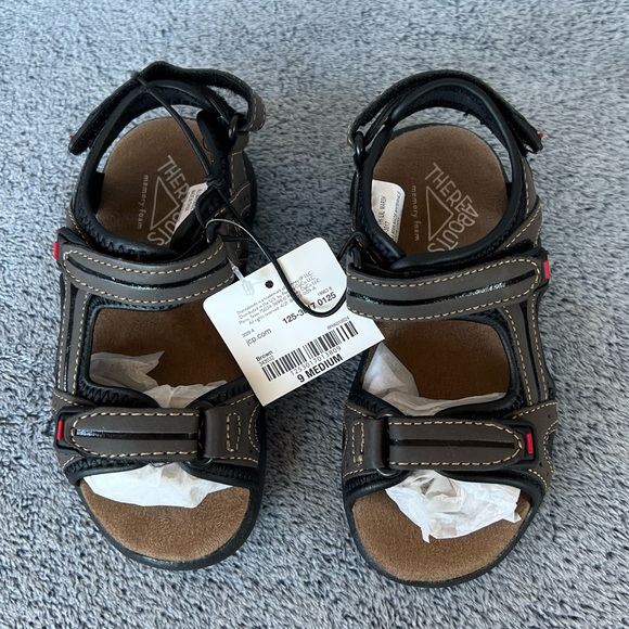 Strap sandals - Picture 2 of 9